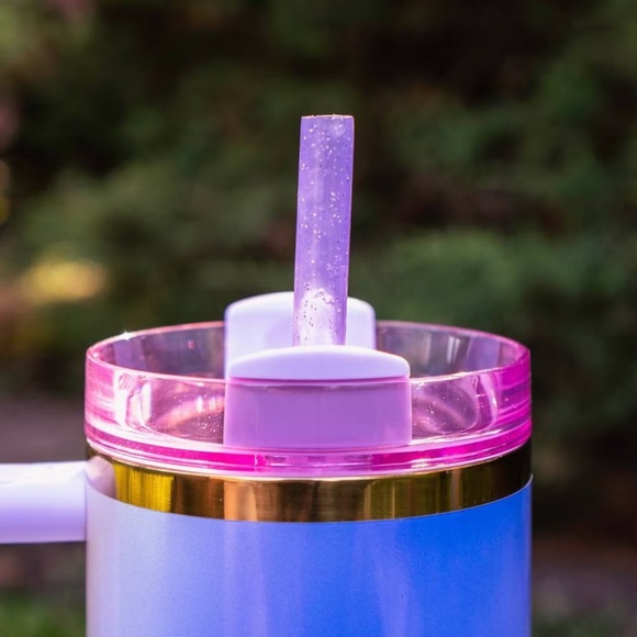 Stanley Wicked Tumbler Glinda For Good 40 oz. with Reusable Straws - Picture 10 of 13